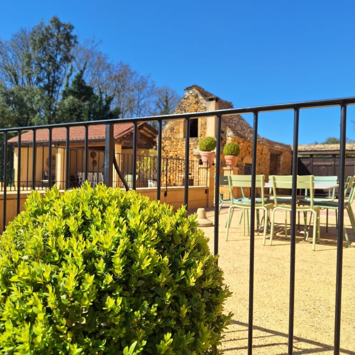 6ed85fd0-9657-4921-b5ab-c57ce5f944d4